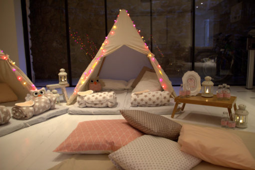מסיבת פיג'מות מעוצבת | אוהלי טיפי ומזרנים להשכרה