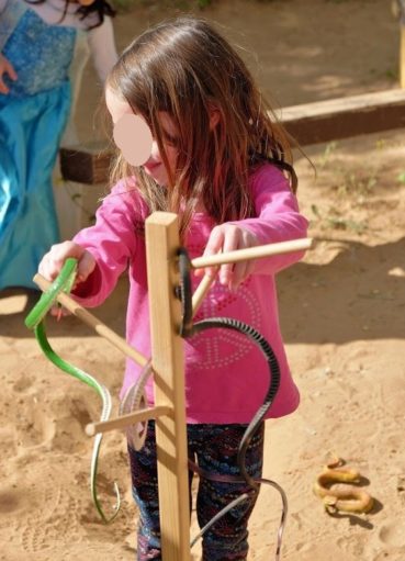 יום הולדת קלאש רויאל | משחק קליעה למטרה נחשים