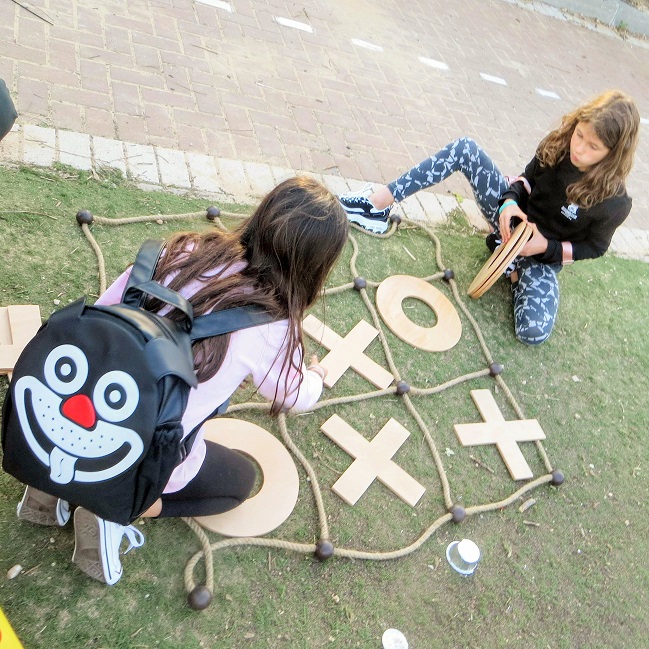 משחק איקס עיגול ענק